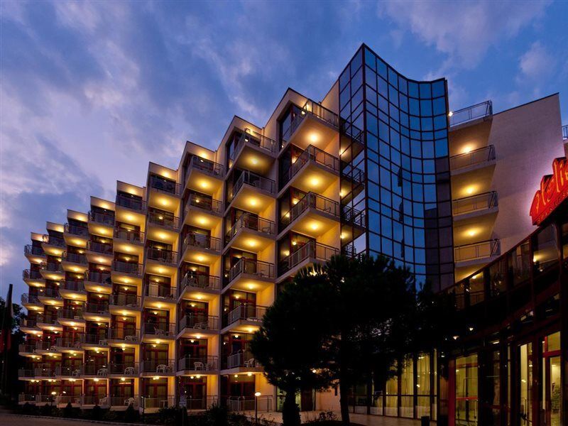 Helios Spa Hotel Golden Sands Exterior photo